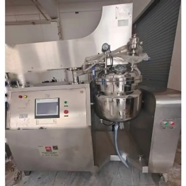 Used 1,200 L Three-Dimensional Motion Mixer — Industrial Mixers & Blenders
